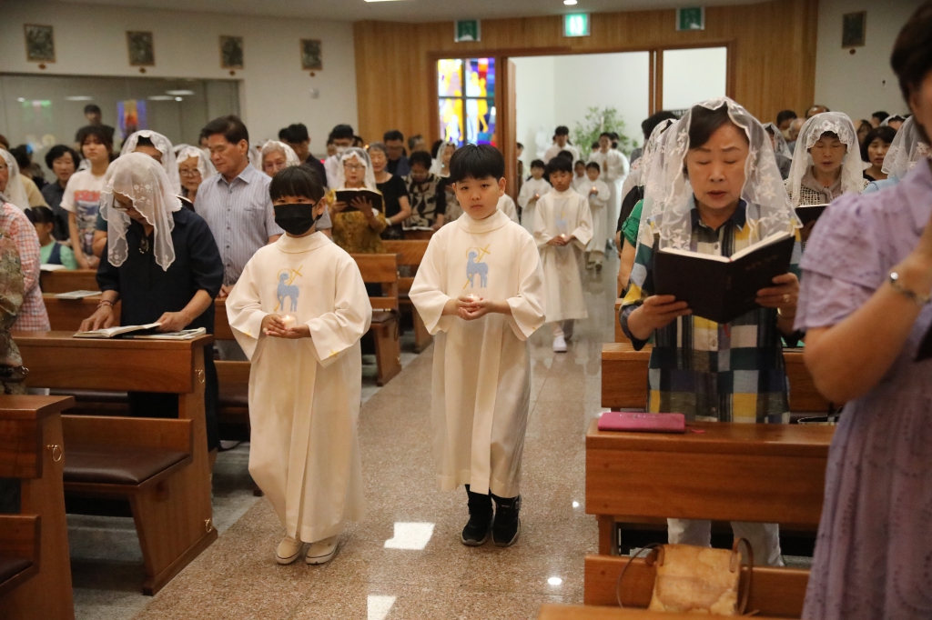 8. 15 신입 복사단 임명식.jpg